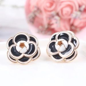 Zara Gold CC Trend Camellia Stud 3D Black White Rose Flower jewelry Pin Earrings